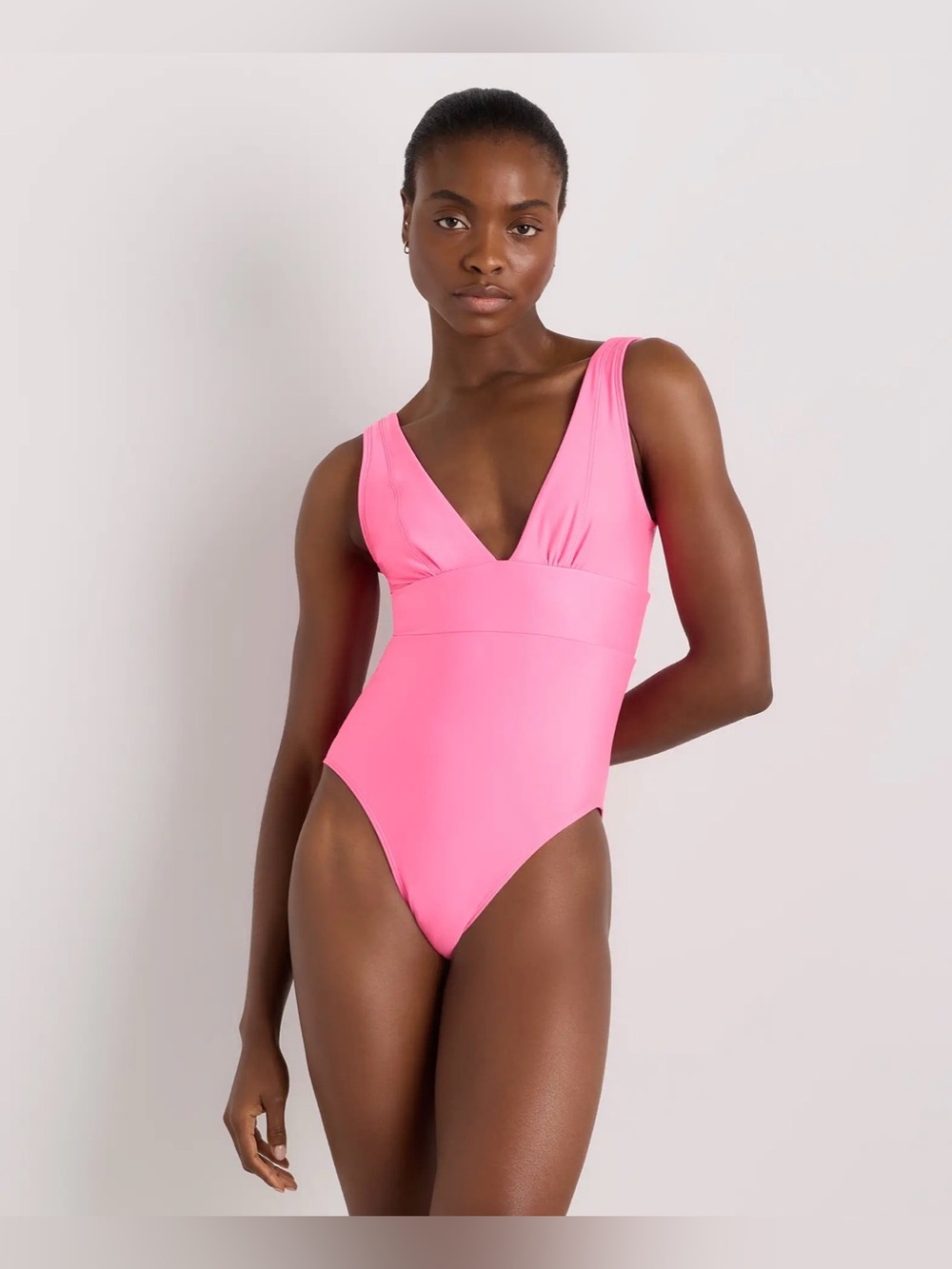 NWOT Quince Italian Plunge One Piece Swimsuit